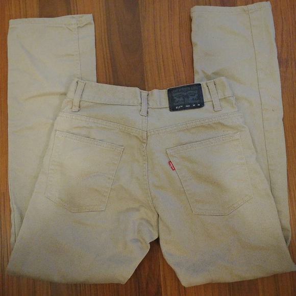 Boy's Levi's Jeans - Picture 2 of 5